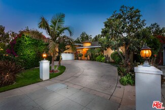 5865 Hillview Park Ave, Van Nuys, CA 91401