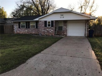 719 S Linden Court Ln, Mustang, OK 73064