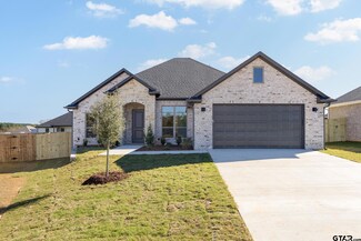 359 Marry Cir, Bullard, TX 75757