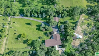 3501 W 32nd St, Sioux City, IA 51103