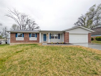 621 Saint Jovite St, Saint Charles, MO 63304