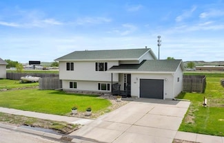 593 Stealth Ln, Box Elder, SD 57719