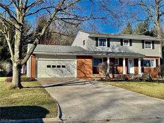 622 Moorfield Rd, Akron, OH 44333