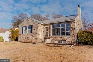 955 N Hills Blvd, Pottstown, PA 19464