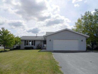 125 Rainbow Dr, Capron, IL 61012