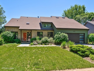 1412 Ambleside Cir, Naperville, IL 60540