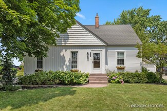 3397 Hillcrest Rd, Hudsonville, MI 49426