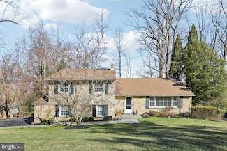 352 Friendship Dr, Paoli, PA 19301