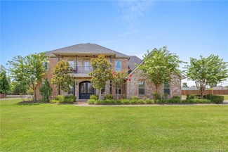 1910 Reisling Dr, Lake Charles, LA 70611