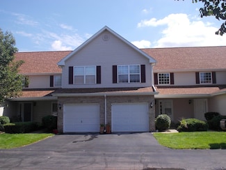 12050 Baneberry Dr Unit 13, Roscoe, IL 61073