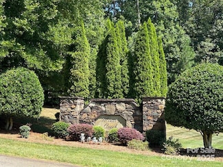 32 Miners Creek Dr, Lincolnton, NC 28092