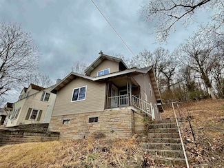 1598 Kilby St, Charleston, WV 25311