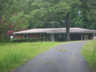 5184 Pearidge Rd, Grenada, MS 38901