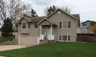 609 5th Ave, New Glarus, WI 53574