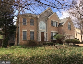 2040 Madrillon Rd, Vienna, VA 22182