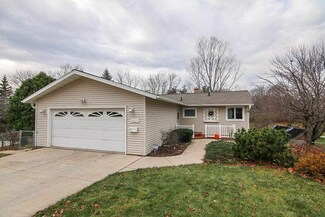 6225 Birch Hill Dr, Madison, WI 53711