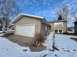 2914 14th Ave S, Moorhead, MN 56560
