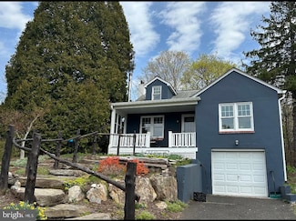 11 Lookover Ln, Ottsville, PA 18942