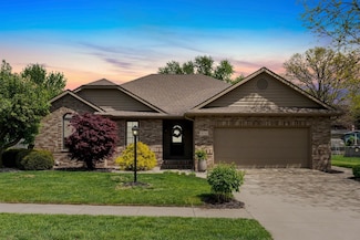 804 Pine Run Dr, Angola, IN 46703