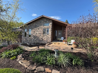 619 Majestic Ln, Lake Villa, IL 60046
