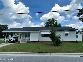 4257 Washington St, Ayden, NC 28513