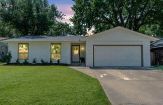 1676 S Sycamore Ave, Broken Arrow, OK 74012