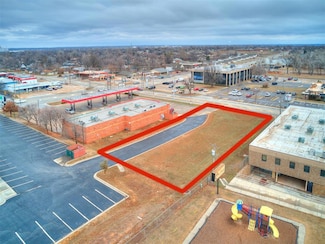 1308 Holly Ave, Yukon, OK 73099
