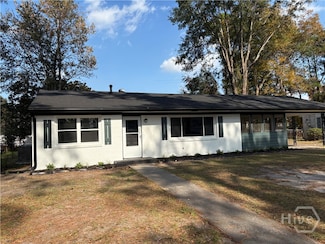 12 Delta Cir, Savannah, GA 31406