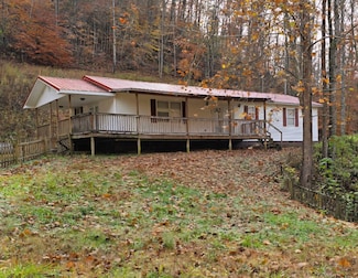 2110 State Route 3224, River, KY 41254