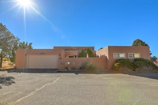 1901 Quail Run Dr NE, Albuquerque, NM 87122