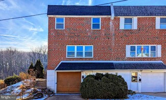 857 Green Valley Dr, Philadelphia, PA 19128