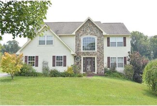510 Maple Grove Rd, Mohnton, PA 19540