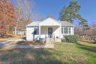 536 Oakgrove Rd, Asheboro, NC 27205