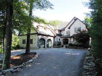 249 Green St, Boylston, MA 01505