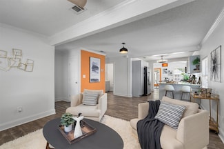 1125 Christie Dr, Austin, TX 78721