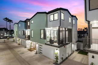3586 Garfield St, Carlsbad, CA 92008