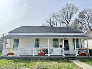 323 E Adams St, Franklin, IN 46131