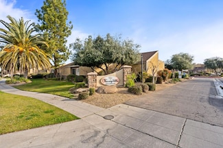 7166 N Fruit Ave, Fresno, CA 93711