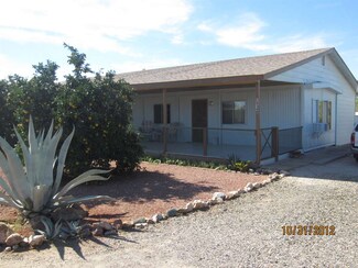 26540 S Grandview Dr W, Congress, AZ 85332