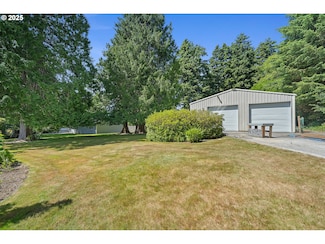 8660 S Victoria Ave, Rockaway Beach, OR 97136