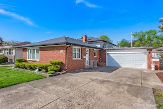 522 W Park Place, Addison, IL 60101