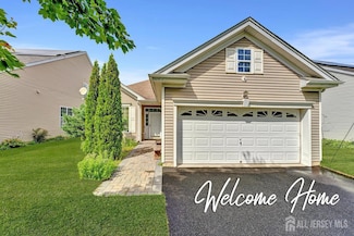32 Prusakowski Blvd, Parlin, NJ 08859