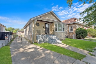 7026 S Claremont Ave, Chicago, IL 60636