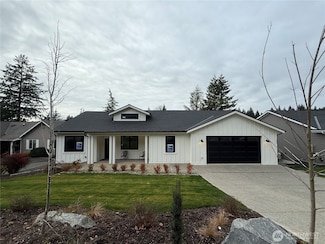 130 E Olympic Ct, Allyn, WA 98524
