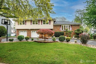 878 Beatrice Pkwy, Edison, NJ 08820