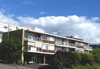 520 Maple St Unit 201, Edmonds, WA 98020