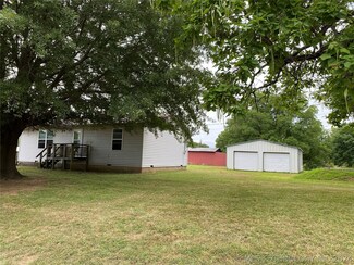 400 Main St, Kemp, OK 74747