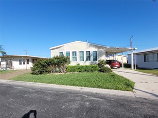 312 Peace Manor, Palmetto, FL 34221