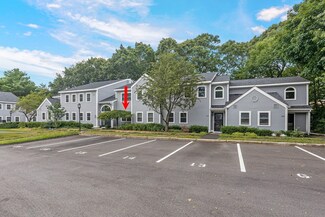 605 Tuckers Ln, Hingham, MA 02043