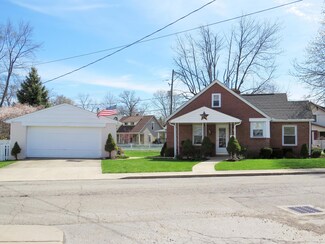 90 S Twin St, West Jefferson, OH 43162